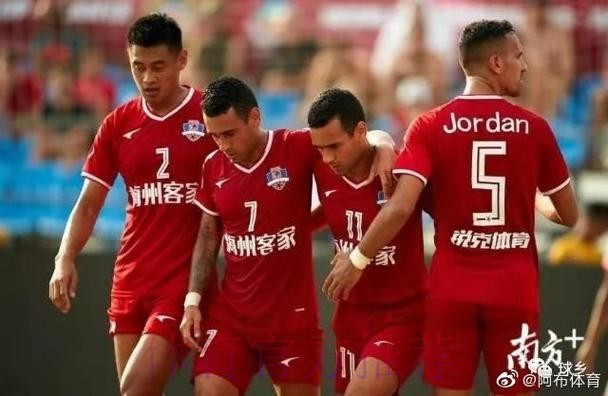 收获世界沙足优胜者杯亚军 梅州客家沙滩足球队创造参赛历史最佳成绩